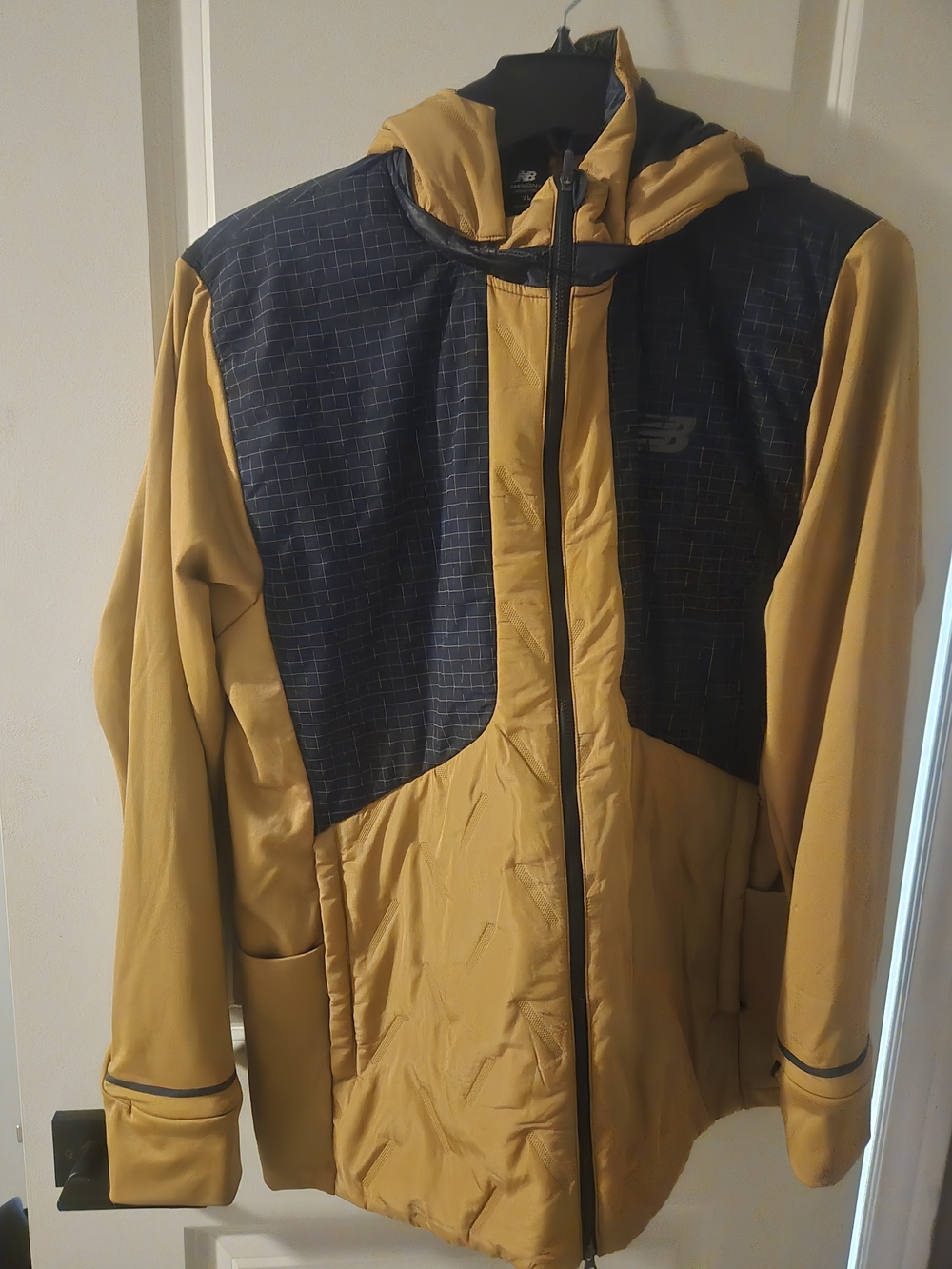 New Balance Luminious Heat Jacket